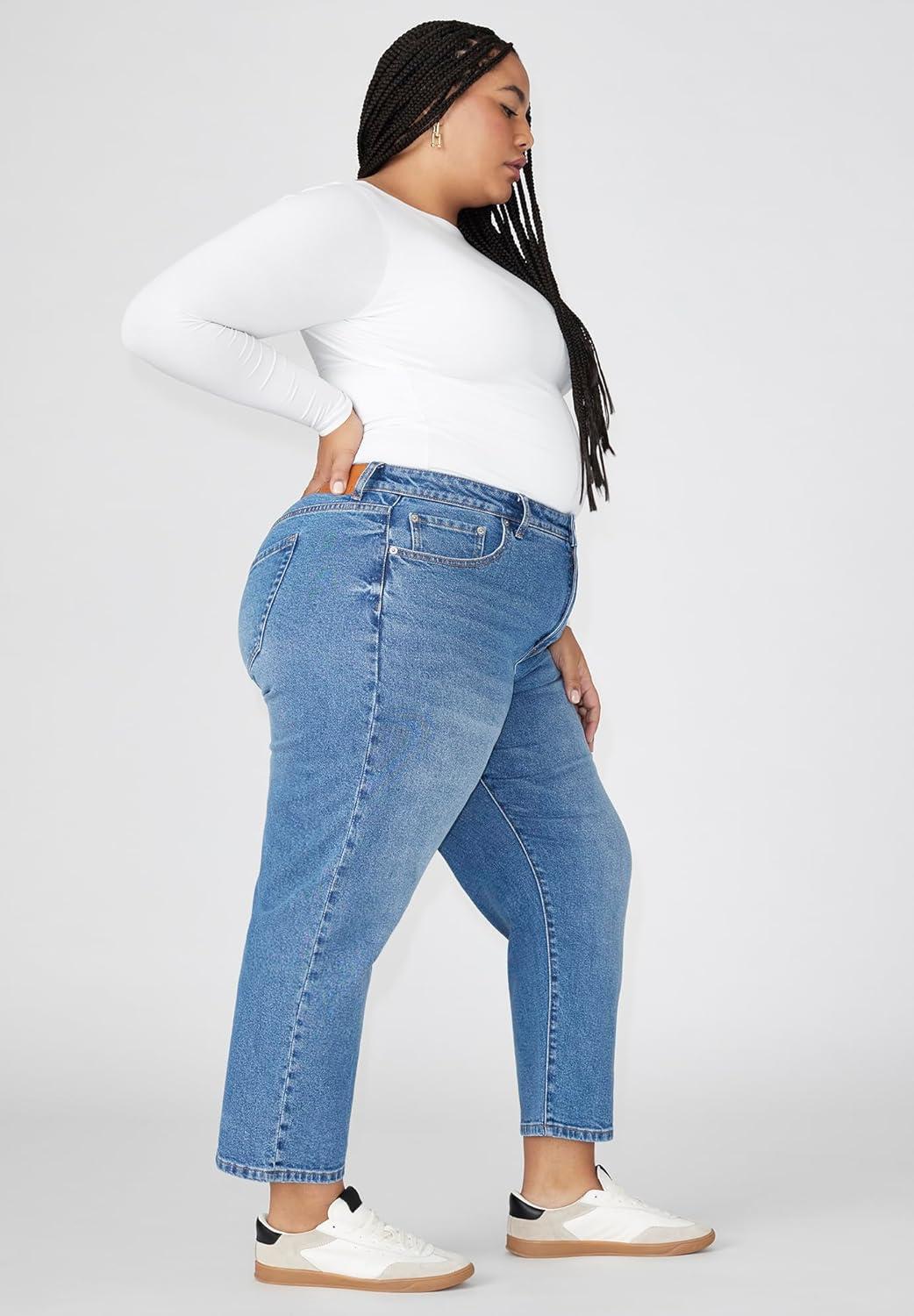 imageELOQUII Womens Plus Size The Naomi Comfort Stretch Straight Leg Jean CropMedium Wash Denim